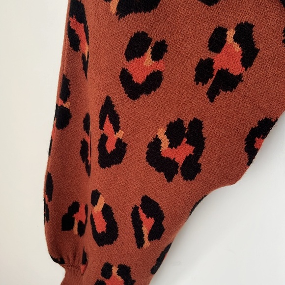 FARM Rio Brown Leopard Sweater - Picture 9 of 10